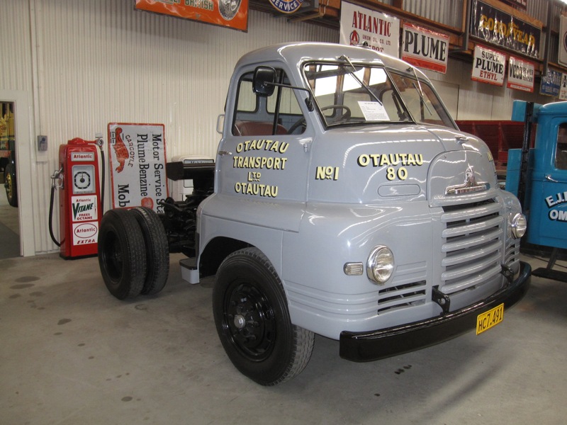 Bedford SAG - 1952 - Ch # 8135 - Med Scarab för 14350 kg Totalvikt - 01.JPG