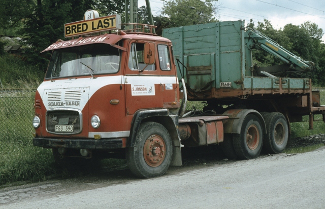 AW 1980 27B068 (640x413).jpg